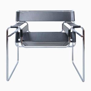 Wassily Chair in Black Leather by Marcel Breuer for Knoll