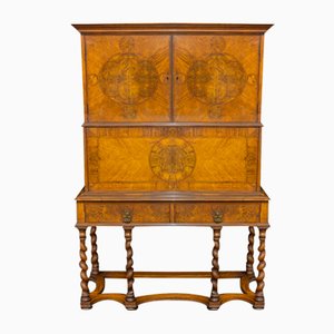 Early 20th Century William and Mary Style Walnut Secretaire