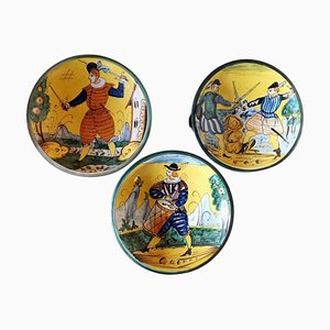 Italian Hand-Painted Ceramic Wall Plates from Deruta, Set of 3
