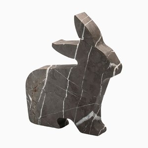 Fermacarte serie Marble Factory Rabbit di Alessandra Grasso