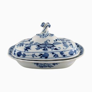 Antique Blue Onion Lidded Tureen in Hand-Painted Porcelain from Stadt Meissen