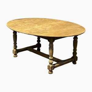 Oval Farmhouse Dining Table in Bleached Oak with Leaf