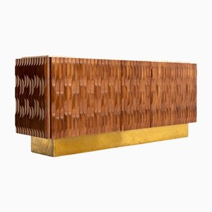 Brutalistisches italienisches Sideboard aus Holz, Messing & Travertin, 1970er