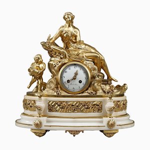 Vergoldete Bronze Venus und Amor Uhr im Stil von Louis XVI