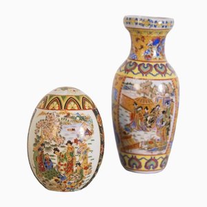 Vaso e uovo in porcellana cinese, set di 2