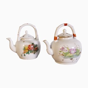Chinesische Vintage Teekannen aus handbemalter Keramik, 2er Set