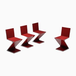 Niederländischer Rot Lack Zig Zag Stuhl von Gerrit Thomas Rietveld für Cassina