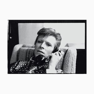 Bowie am Telefon, 1973, archivalischer Pigmentdruck