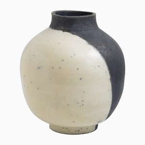 Japanische moderne minimalistische Raku Keramikvase in Weiß & Schwarz