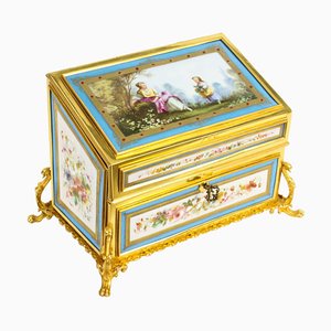 Caja para correspondencia de escritorio de porcelana Sevres