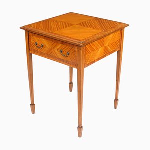 Mesa baja victoriana de madera satinada, siglo XIX