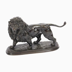Escultura francesa de bronce de un león de Edouard Delabrierre, siglo XIX