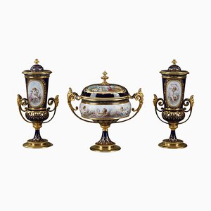 Set de Vases en Porcelaine de Sèvres avec Décorations de Putti, Set de 3