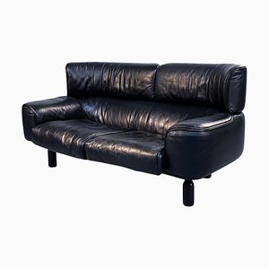Italian Modern Black Leather & Wood 2-Seater Bull Sofa by Gianfranco Frattini for Cassina, 1980s