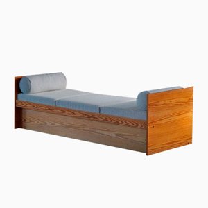 Mid-Century Modern Swedish Pine Daybed in Wool, 1970s