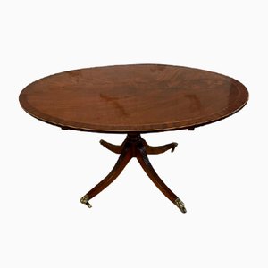 Antiker ovaler George III Tisch aus Mahagoni
