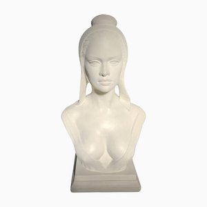 Busto di Brigitte Bardot
