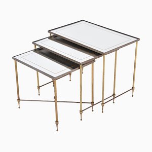Hollywood Regency Satztische aus Messing & Glas im Stil von Maison Jansen, 3 . Set
