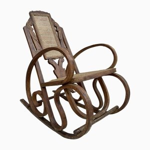 Rocking Chairs Art Déco en Bois Courbé avec Sièges en Roseau, 20ème Siècle, Set de 2