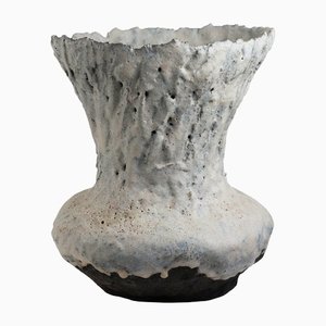 Jarrón V-1182 de cerámica de Jojo Corväiá