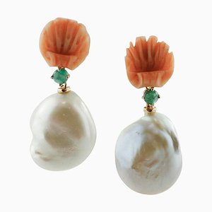 Boucles d'Oreilles en Or Rose avec Corail Émeraudes et Perles Baroques