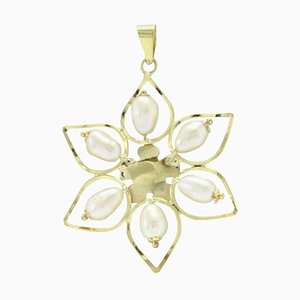 Luise Pearl Yellow Gold Flower Pendant