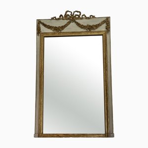 Specchio grande antico vittoriano in legno dorato e dipinto di bianco