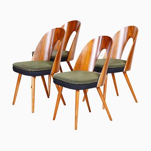 Sillas de comedor estilo Mid-Century verdes de Antonín Šuman, años 50. Juego de 4