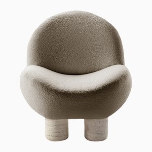 Fauteuil Boucle Latte Travertino Hygge par Saccal Design House pour Collector