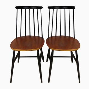 Zweifarbiger Holzsprossen Stuhl im Stil von Tapiovaara, 1960er, 2er Set