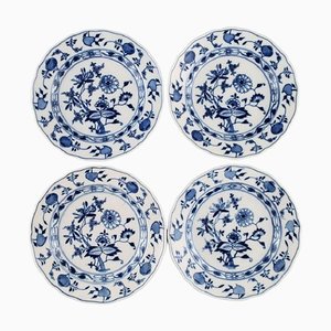 Blue Onion Dinner Plates in Hand-Painted Porcelain from Meissen, Set of 4