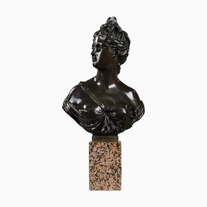 D'après Houdon, Buste de Diane chasseresse, Bronze