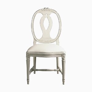 Sedia rosa intagliata a mano, Svezia