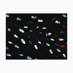 Felix Cesare, Luftbild von verankerten Booten im Hafen, Fotopapier