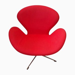 Swan Chair in Red Upholstery on a 4 Star Metal Base by Arne Jacobsen, 1958