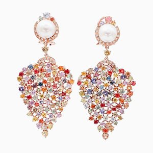Boucles d'Oreilles Pendantes en Or Rose 14K avec Perles, Saphirs et Diamants