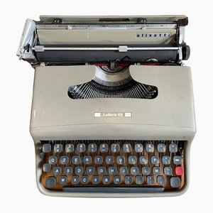 Lettera 22 Schreibmaschine von Olivetti