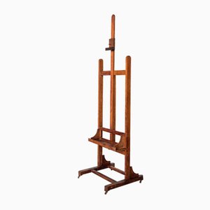 Antique Maple Brown Painter Stand