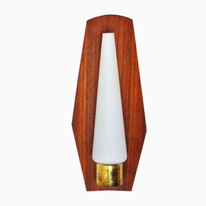 Moderne skandinavische Wandlampe aus Teak, Messing und Opalglas, 1960er