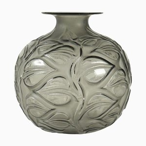 Jarrón Sophora gris de Rene Lalique