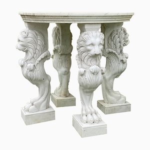 Large and Round Marble Table with Feet in the Shape of Lions, Italy