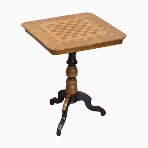 Antiker dreibeiniger Schachbrett-Tisch aus Obstholz, Seidenholz & Nussholz, 1880er