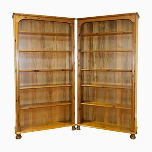 Pine Ducal Victoria Collection Bookcases with Adjustable Shelves Bum Feet, Set of 2