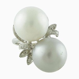 Handcrafted Contrariè Ring in White Gold with White Diamonds White Pearl and Grey Pearl