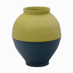 Half Half Vase von Jung Hong
