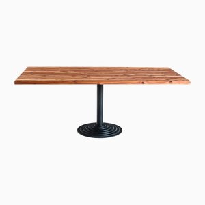 Mesa de madera de ciprés maciza con base de hierro