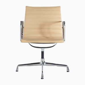 Chaise de Bureau EA108 par Charles & Ray Eames pour Vitra