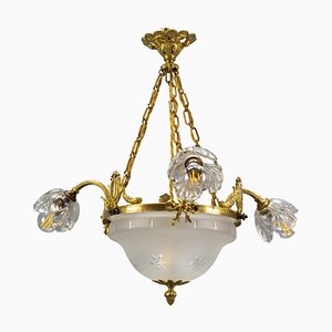 Lampadario a quattro luci in stile neoclassico in bronzo dorato e vetro