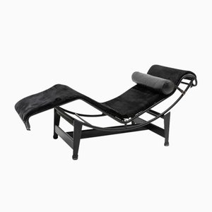 Schwarze Ponyskin LC4 Chaiselongue von Le Corbusier für Cassina, 1990er