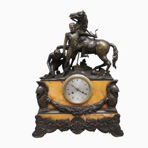 Orologio da camino in marmo e bronzo, inizio XIX secolo